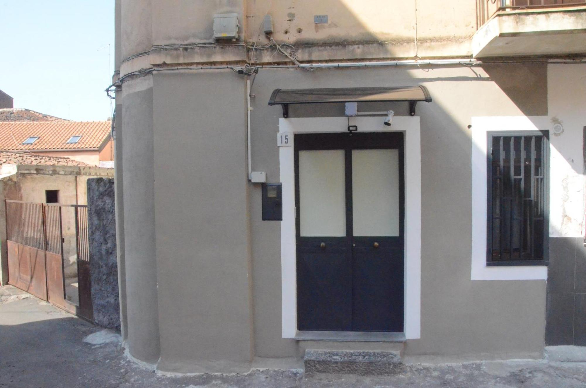Casa Gale - House In Catania Center Apartment Exterior photo